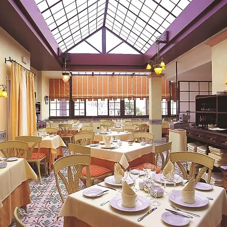 Standard Single Room, Breakfast Including, At 200mt From The In Cristianos Apartamento